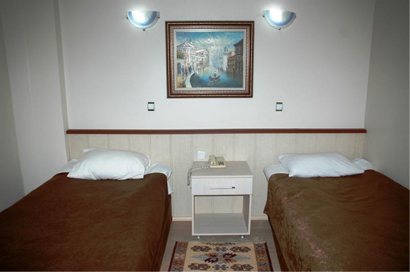 Malkoc Hotel Istanbul Exterior photo